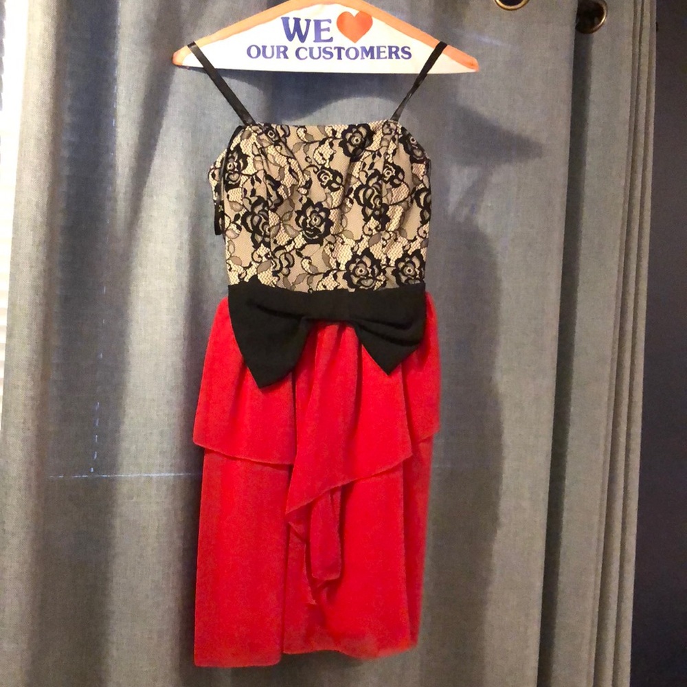 Juniors Cocktail Dress